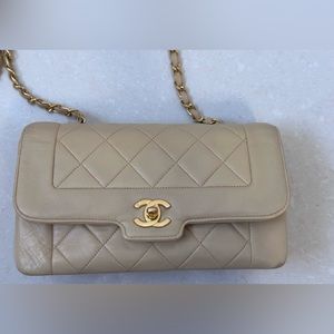Chanel Vintage Rectangular Diana 23 Chain